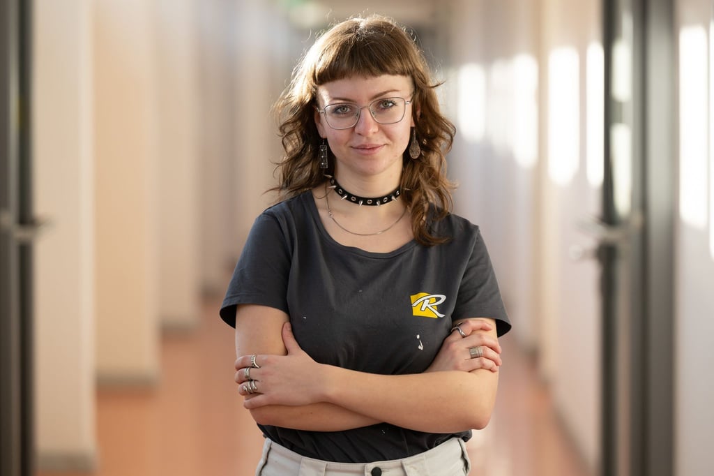 Paulina Ließner ist im zweiten Lehrjahr der Ausbildung zur Malerin und Lackiererin in einem Dresdner Betrieb.