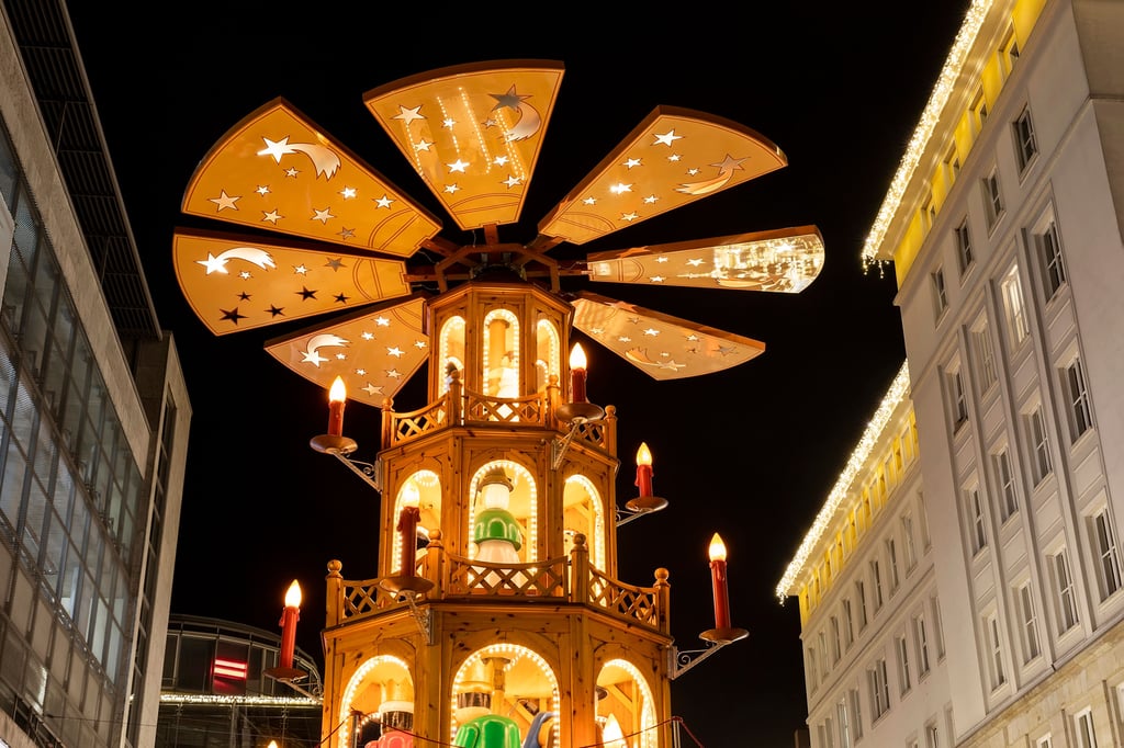 Pyramide auf dem Magdeburger Weihnachtsmarkt.
