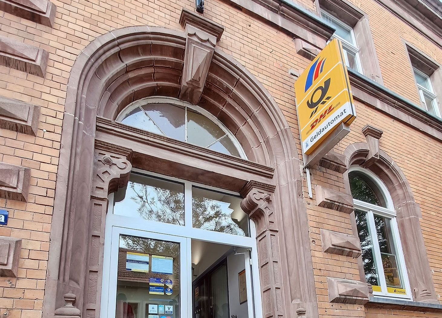 Traditionsstandort vor dem Aus: Postbank schließt Filiale in Sangerhausen: Was Kunden ab Januar 2026 wissen müssen