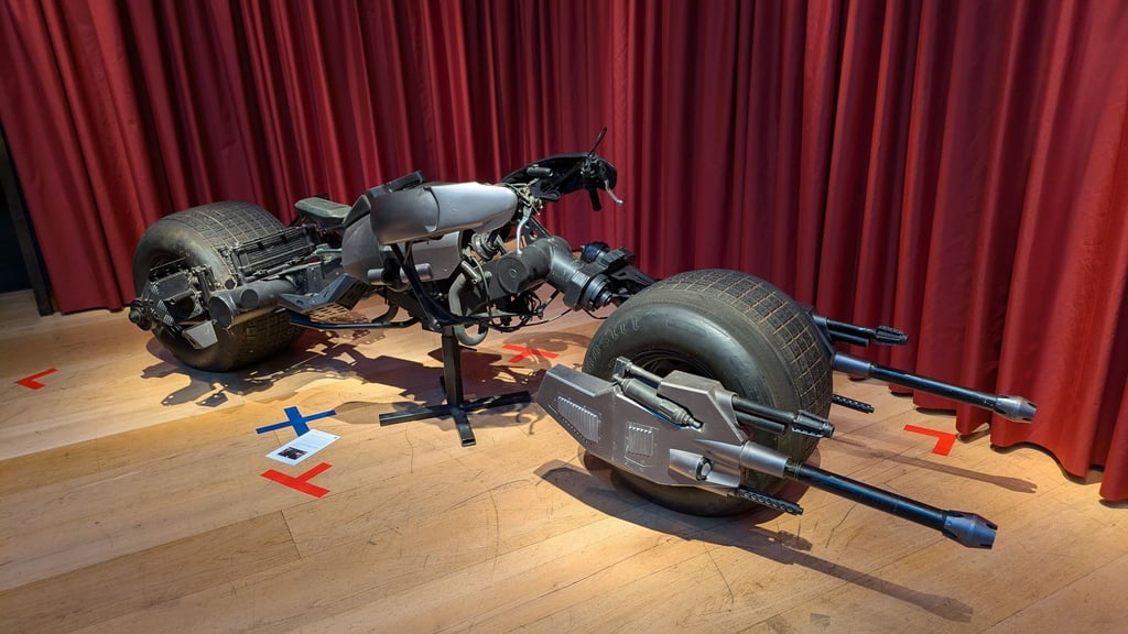 Das ikonische Motorrad von Superheld Batman aus den Filmen "The Dark Knight" und "The Dark Knight Rises".