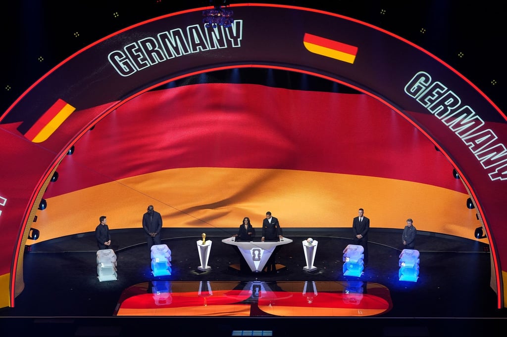 Wo die DFB-Auswahl bei der WM spielen wird, verkündet die FIFA am Samstag.