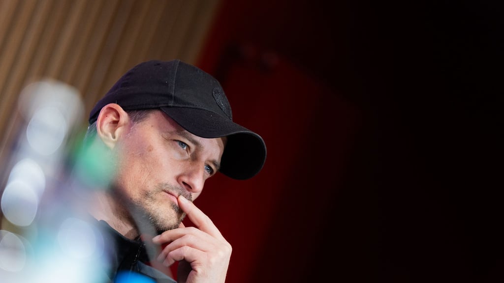 Alexander Blessin äußerte auf der Pressekonferenz nach dem Spiel in Köln deutliche Kritik.