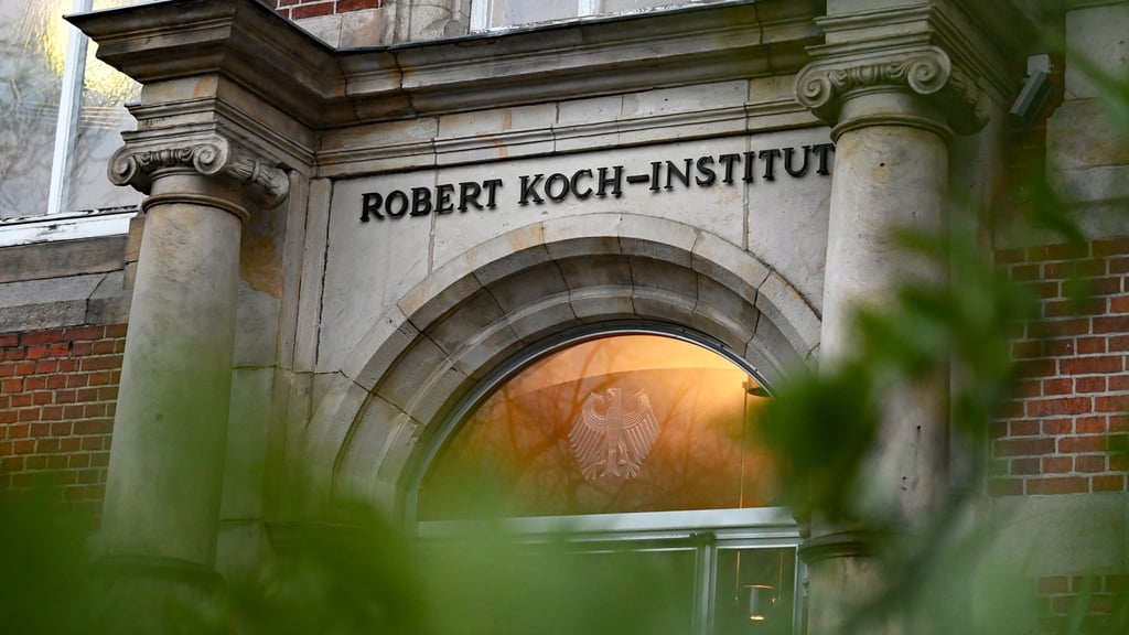 Das Robert Koch-Institut hat neue Daten zur gesundheitlichen Selbsteinschätzung der Deutschen vorgelegt. (Archivbild)
