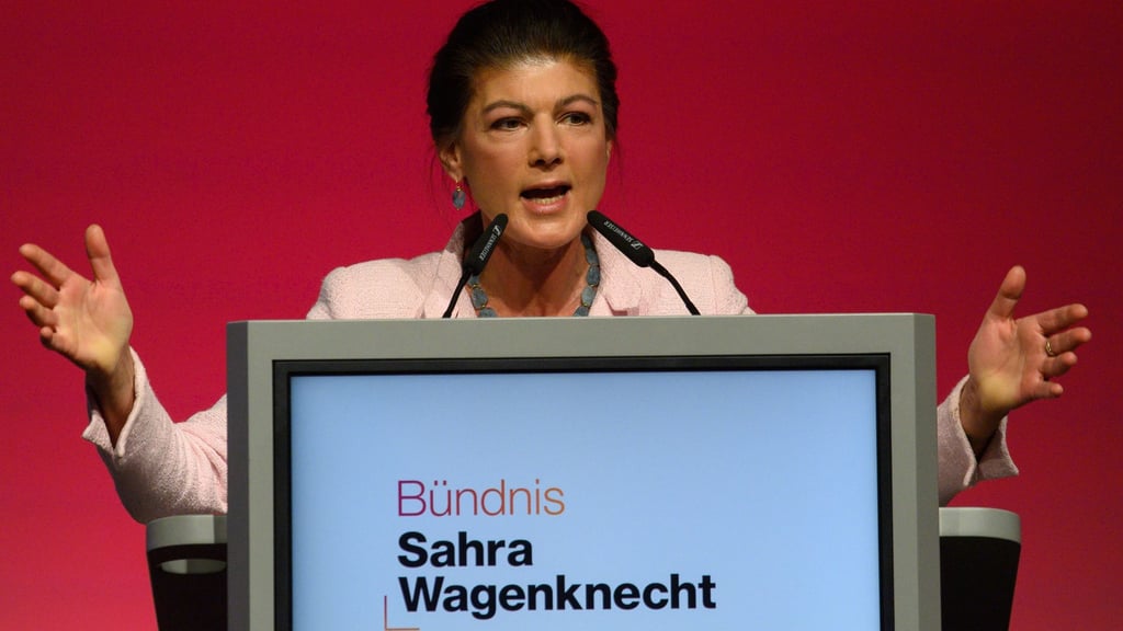 Wagenknecht sprach beim Parteitag fast eine Stunde - auch eine Abrechnung mit der Regierung und der Opposition.
