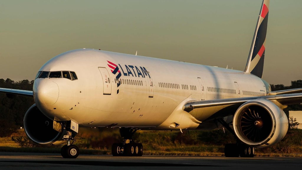 Verletzt wurde bei dem Vorfall niemand, teilte die Fluggesellschaft LATAM mit. (Archivbild)