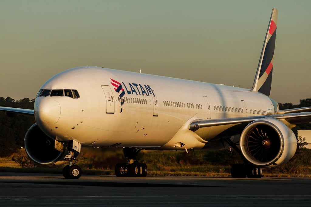 Verletzt wurde bei dem Vorfall niemand, teilte die Fluggesellschaft LATAM mit. (Archivbild)