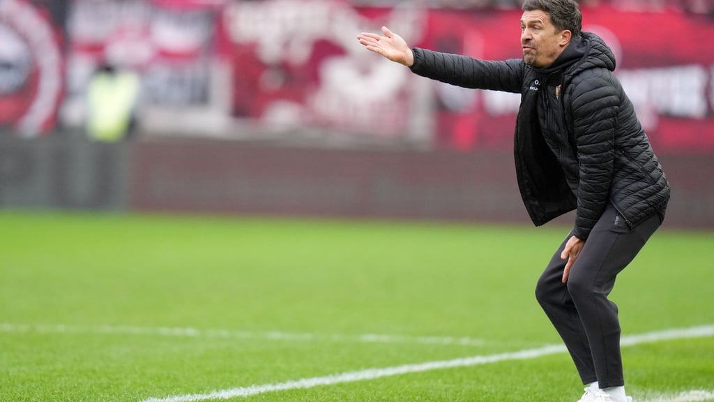 Dynamo-Trainer Thomas Stamm dirigierte vergeblich.