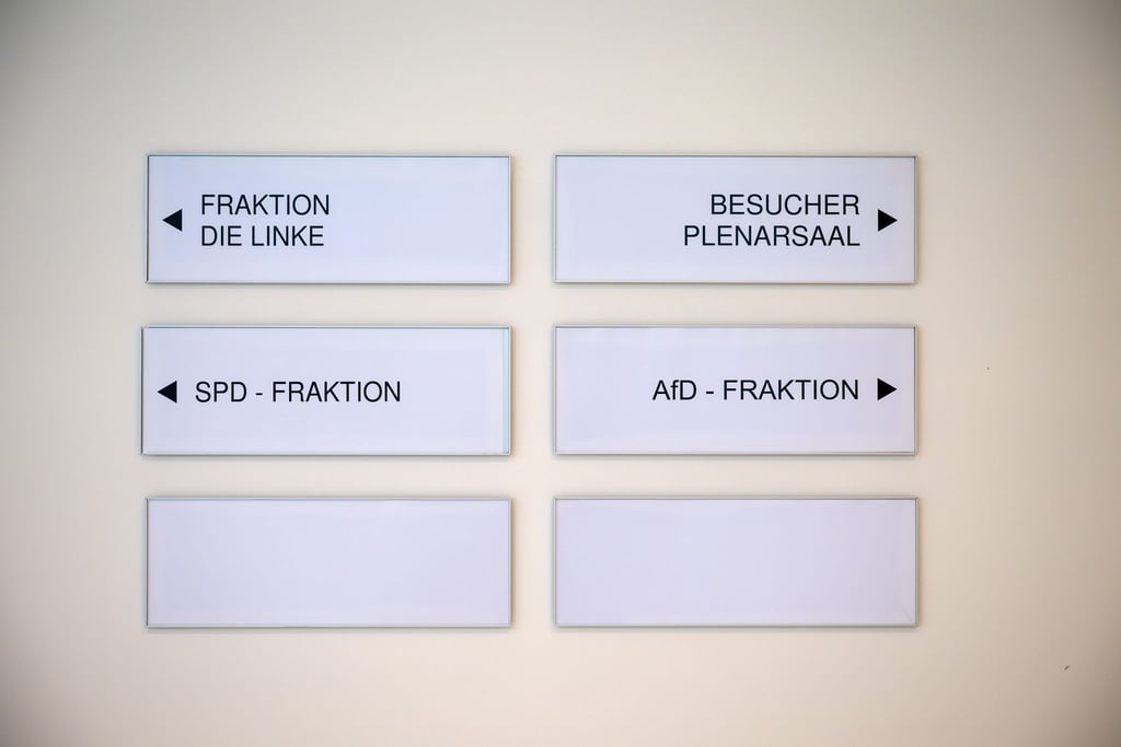Bildungsminister Steffen Freiberg sieht nach wegen des Praktikumsverbots für einen Schüler bei der AfD kein Fehlverhalten in der Schulleitung. (Symbolbild)