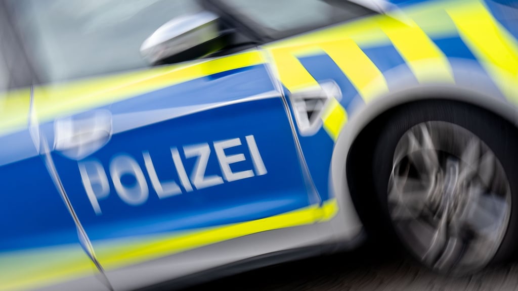Ein Kind wurde in Gommern von einem Pkw erfasst und schwer verletzt.