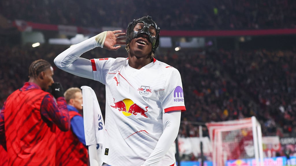 Lasst mal hören! Yan Diomande jubelte gegen Eintracht Frankfurt am Fließband.