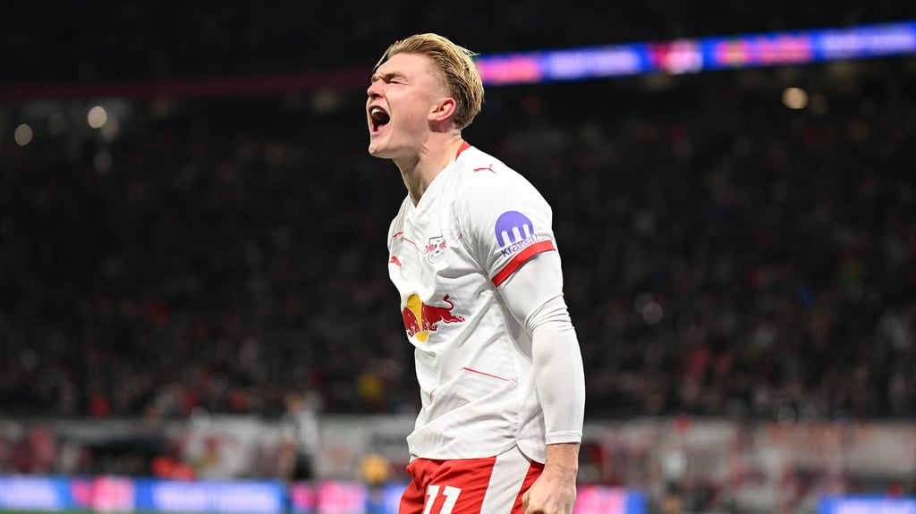Conrad Harder bejubelt beim 6:0 gegen Frankfurt seinen ersten Treffer für RB
