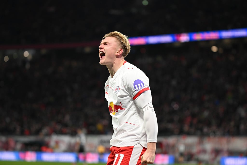 Conrad Harder bejubelt beim 6:0 gegen Frankfurt seinen ersten Treffer für RB