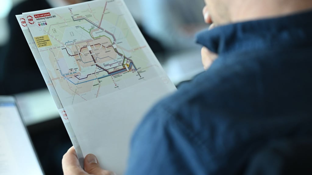 Nächsten Sonntag geht die Dresdner Bahn in Betrieb und verkürzt die Fahrzeit zwischen Berlin und dem BER deutlich. (Archivbild)