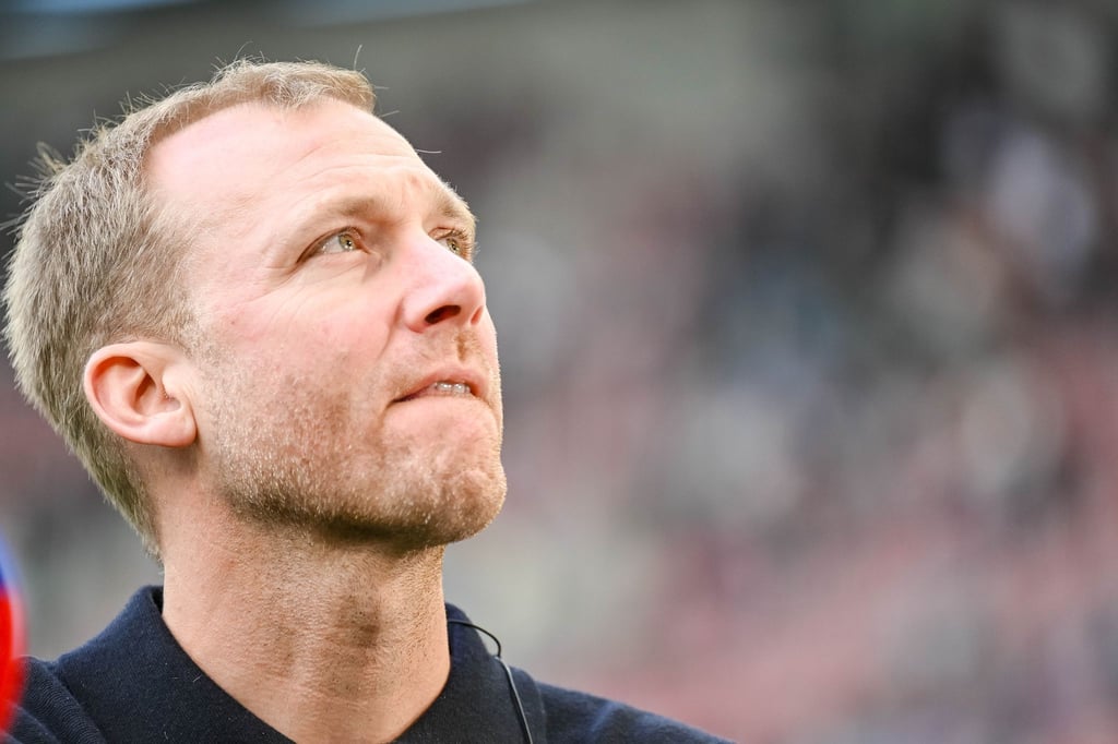 Benni Weber sucht den nächsten Augsburger Coach.