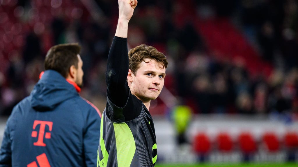 Überzeugte beim Münchner Sieg in Stuttgart: Torwart Jonas Urbig.