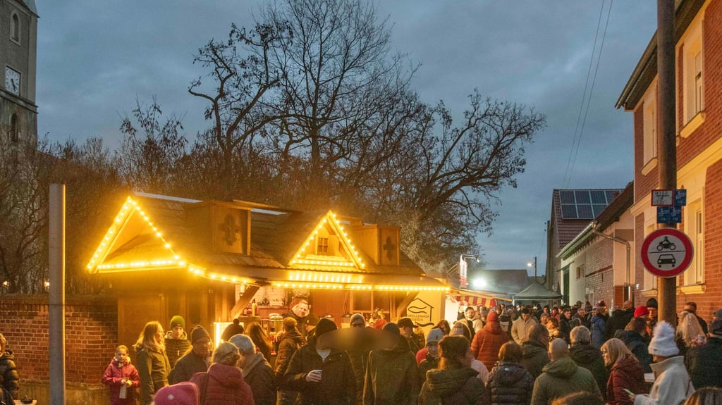 Der „Advent in den Höfen“ lockten am Sonnabend wieder viele Besucher nach Mosigkau.