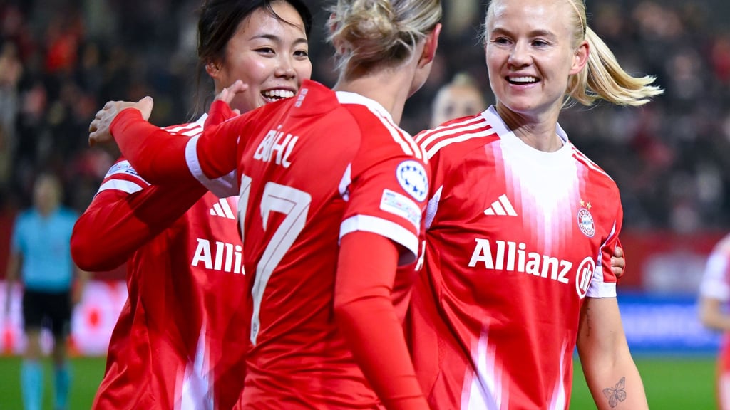 Bayern feiert einen klaren Sieg im Spitzenspiel. (Archivbild)