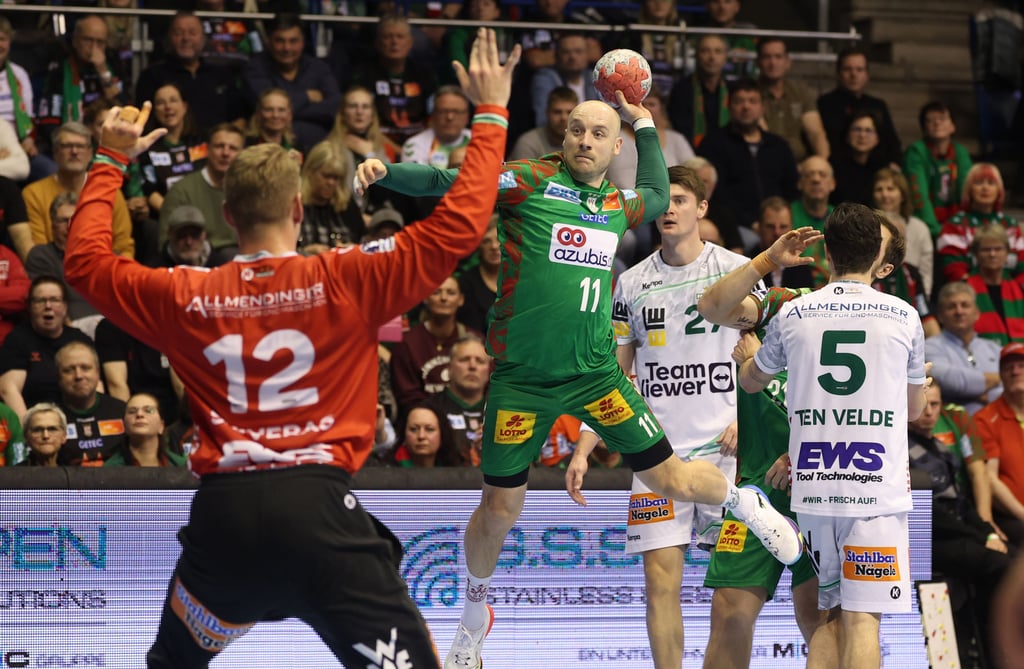 Daniel Pettersson warf gegen Göppingen sein 500. Bundesligator für den SC Magdeburg.