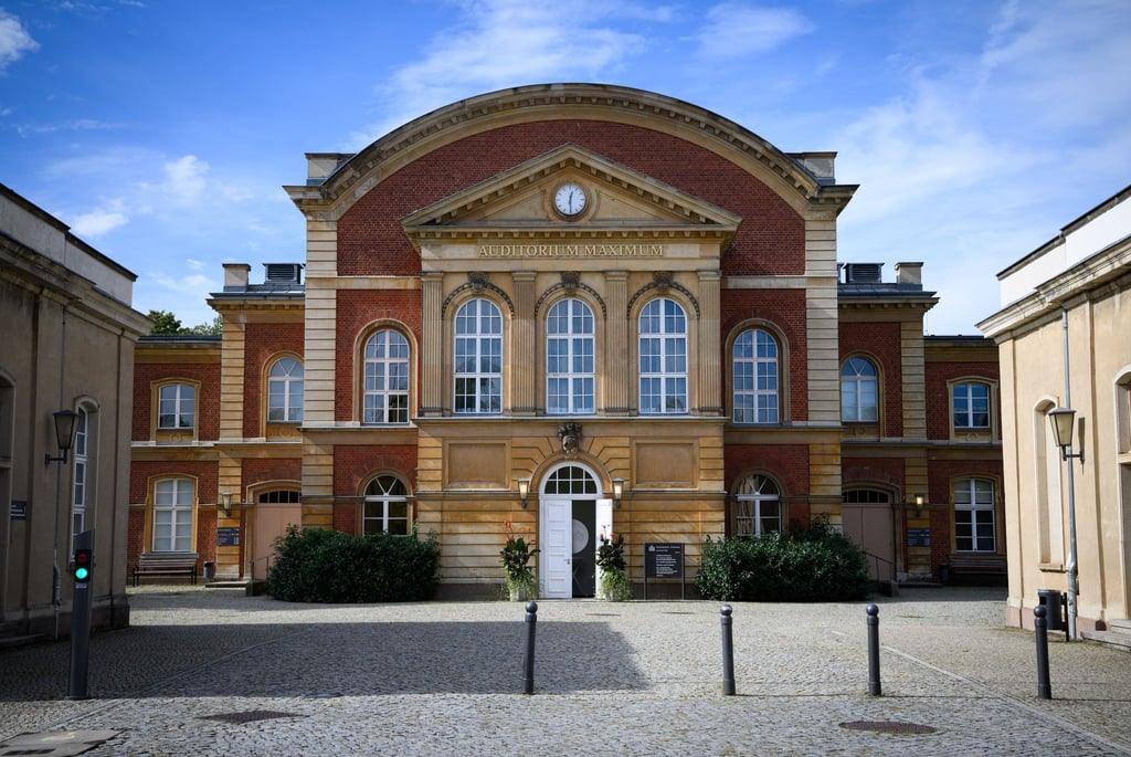 Die Hochschulen in Brandenburg zählen erneut mehr Studienanfänger. (Archivbild)