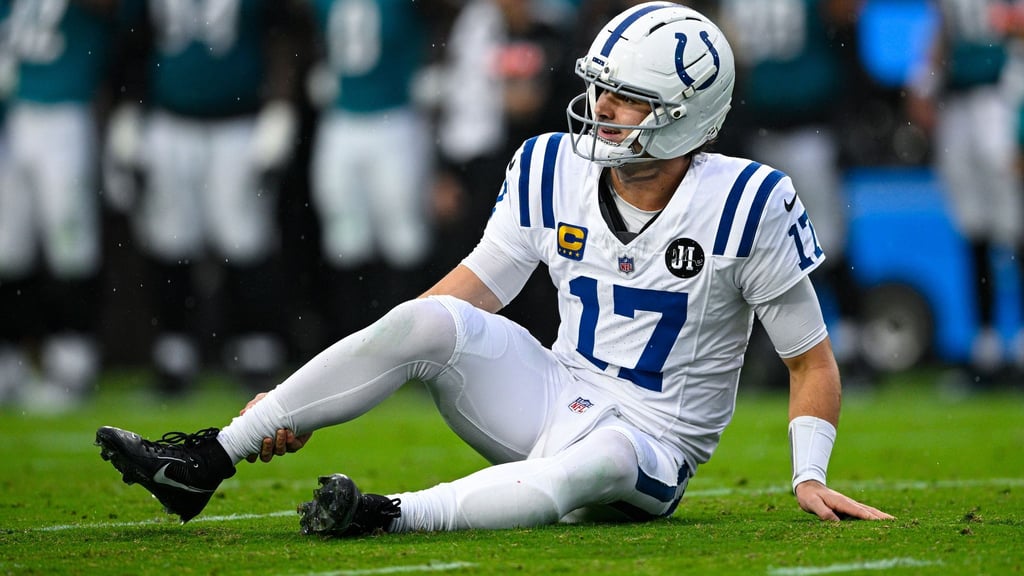 Colts-Quarterback Daniel Jones fällt lange aus.