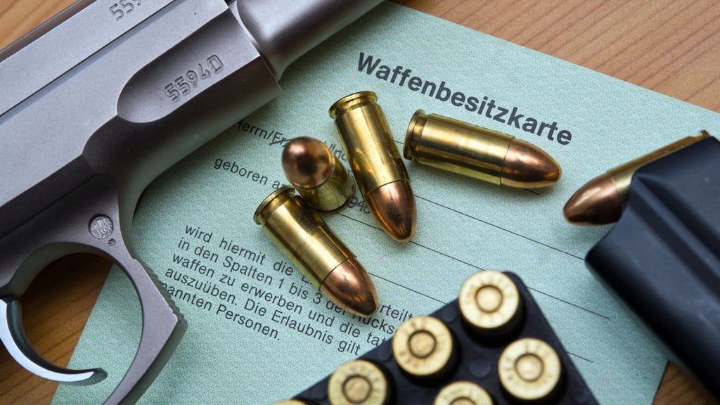 Mehr Brandenburger haben Waffen im Privatbesitz. (Symbolbild)