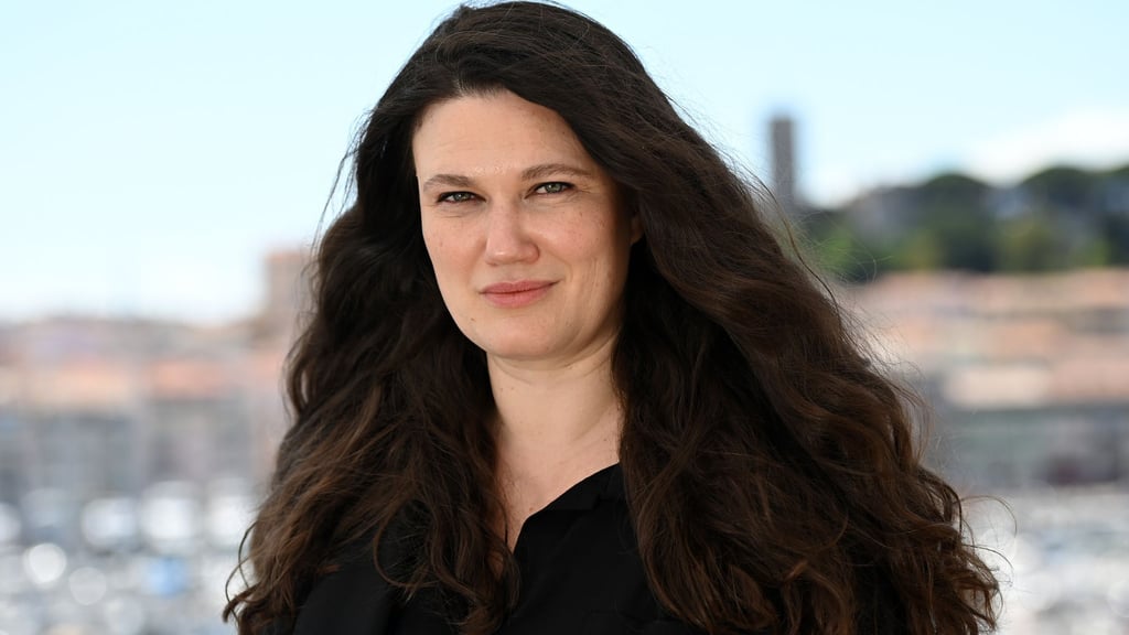 Regisseurin Mascha Schilinski ist mit ihrem Film „In die Sonne schauen“ nicht im Golden-Globe-Rennen. (Archivbild)