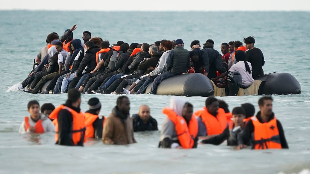 Der sogenannte Solidaritätspool soll laut EU besonders die Mitgliedstaaten entlasten, die besonders viele Asylanträge bearbeiten. (Archivbild)