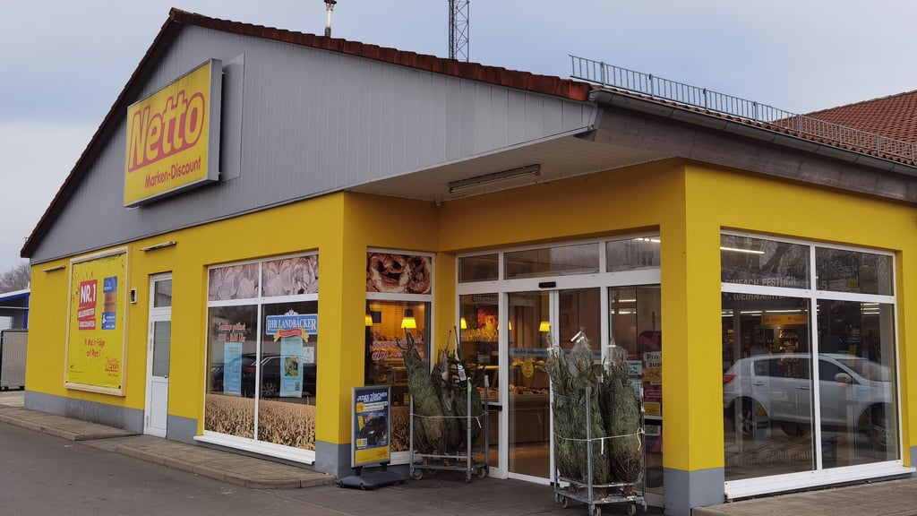 Der Netto-Markt in Derenburg an der Wernigeröder Straße. 