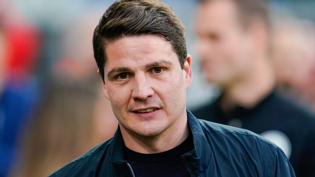 Pirmin Schwegler soll von der Eintracht nach Wolfsburg wechseln. (Archivbild)