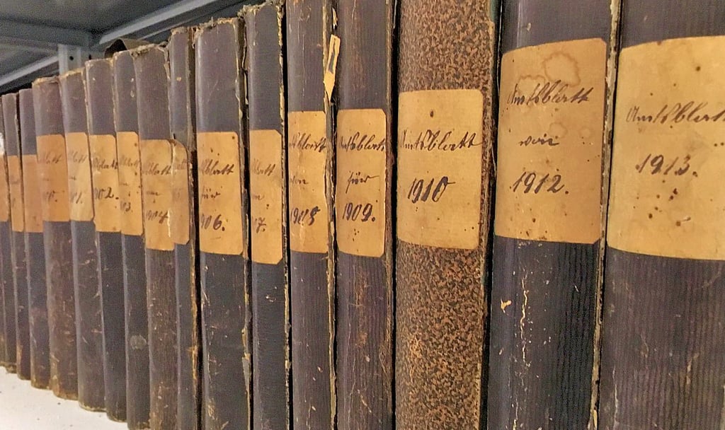 Alte Bücher können heute wertvoll sein.  