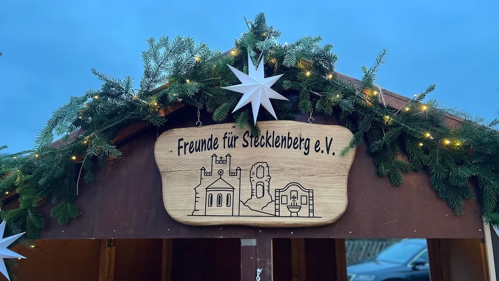 Kirche, Burgruine und Kalziumquelle bilden das Logo des neuen Vereins „Freunde für Stecklenberg“. 