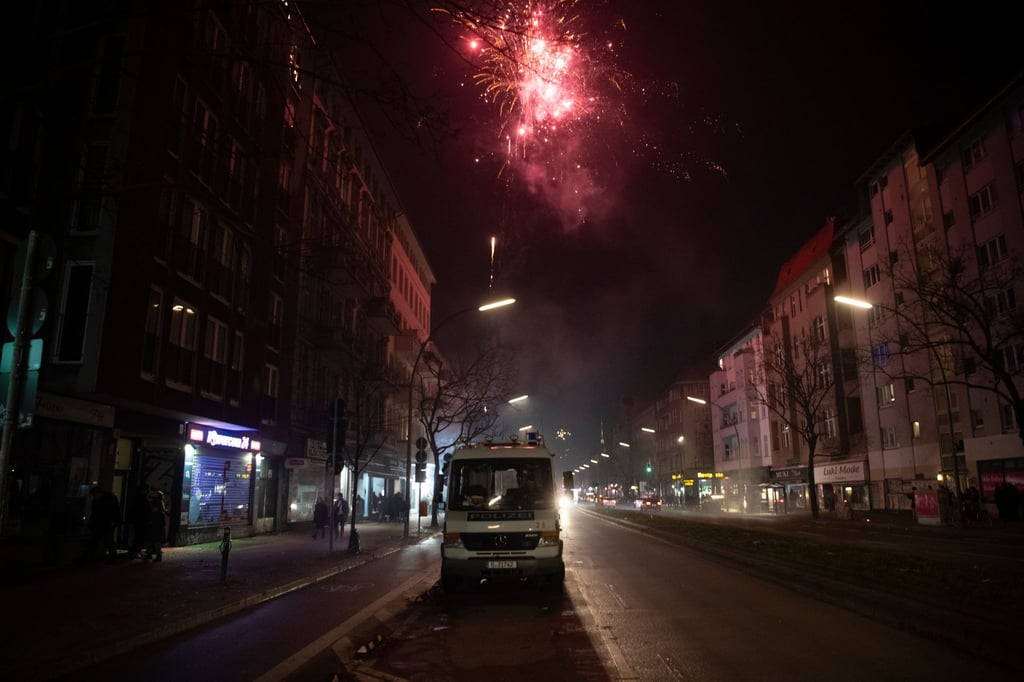 Böllern ist in Berliner Stadtteilen an Silvester erst ab 18.00 Uhr erlaubt.