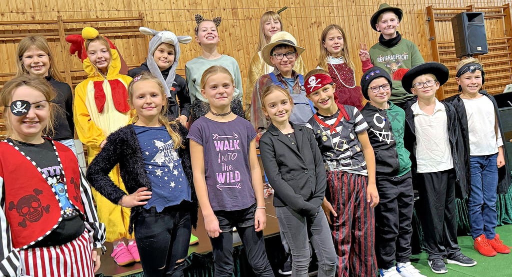 Das diesjährige Weihnachtsmusical der Grundschule Barnstädt ist an die Geschichte der Bremer Stadtmusikanten angelehnt. 
