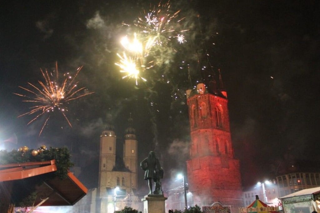 Bevor in Halle zum Jahreswechsel wieder die Raketen in die Luft schießen, locken zahlreiche Veranstaltungen zum Besuch.