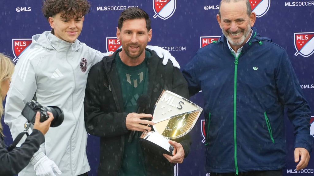 Lionel Messi (Mitte) ist zum MVP der Major League Soccer gewählt worden.