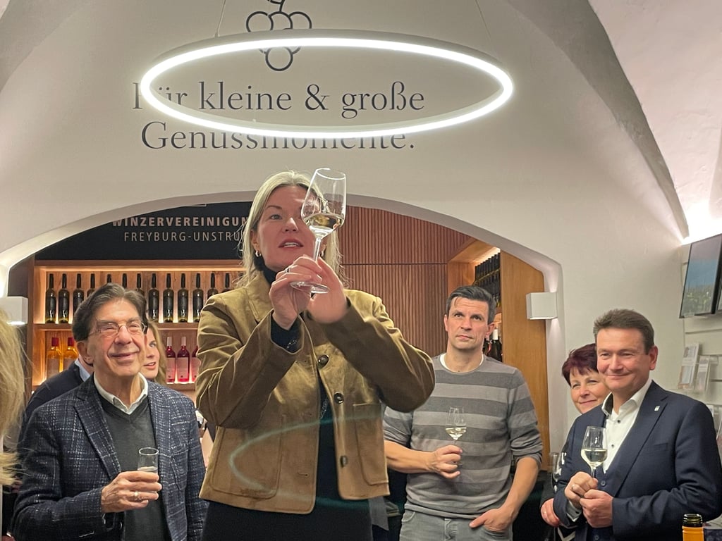 Sommelier Sandra Polomski-Woithon hatte mehrere Weine in einer Verkostung vorgestellt. 