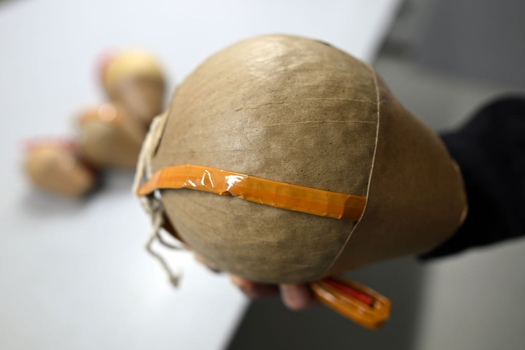 So kann eine Kugelbombe aussehen, die in Deutschland ohne besondere Erlaubnis tabu ist und schwere Verletzungen verursachen kann. (Symbolbild)