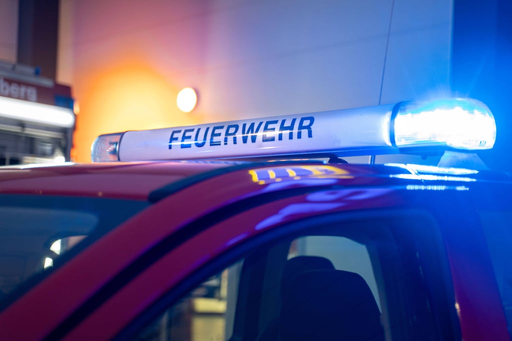 Symbolbild Einsatzfahrzeug der Feuerwehr