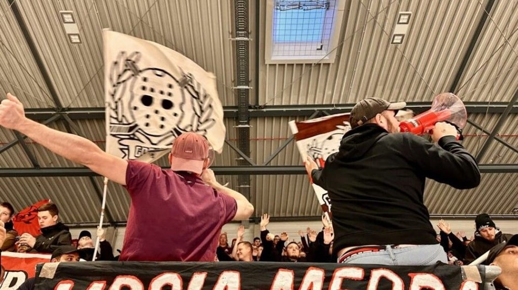 Die beiden Einpeitscher geben den Takt vor. Über sich wollen die Jungs nichts erzählen.