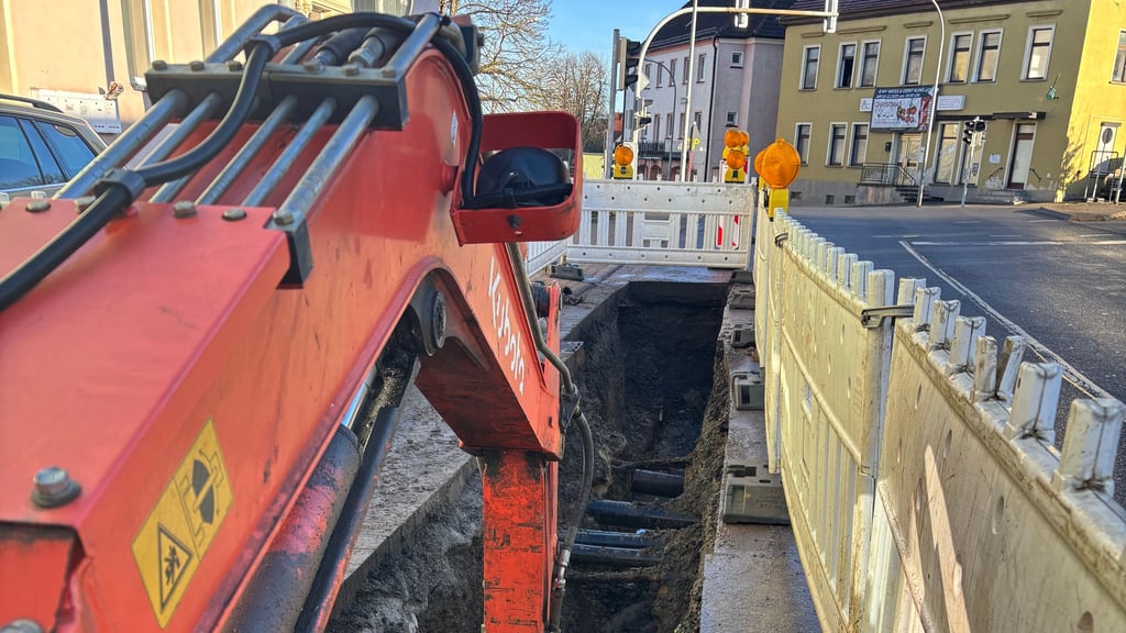 Die Bagger sind zugange in der Mansfelder Straße.