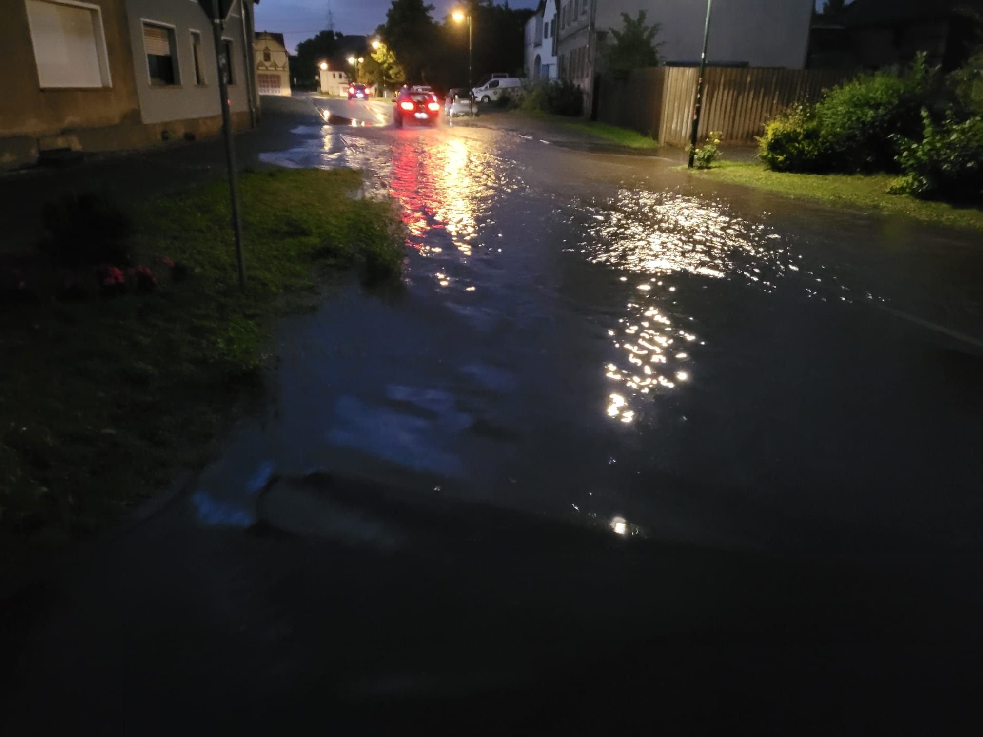 Bördedorf kämpft gegen Hochwasser: Dahlenwarsleben: Streit um Telzgraben – Anwohner wehren sich