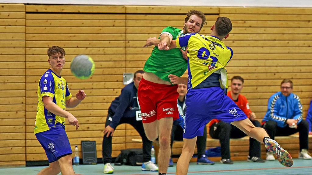 Henry Recke, der drei Tore erzielte, musste sich mit dem HSV im fünften Heimspiel der Saison erstmals geschlagen geben.