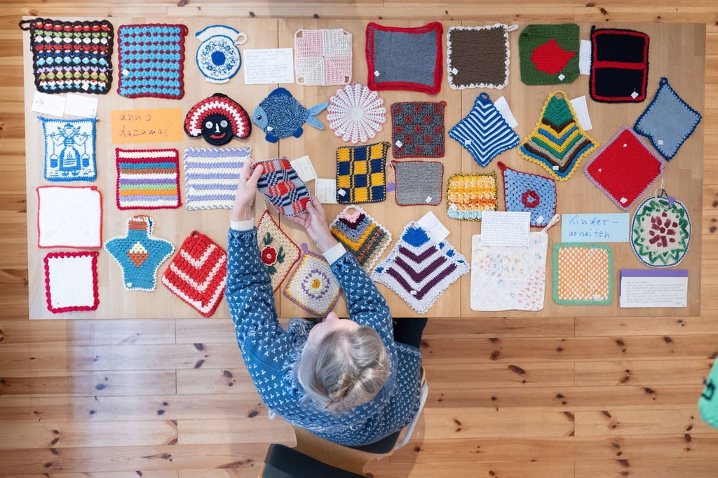 200 Topflappen hat Christina Koenig in ihrer Galerie Himmlisch gesammelt.