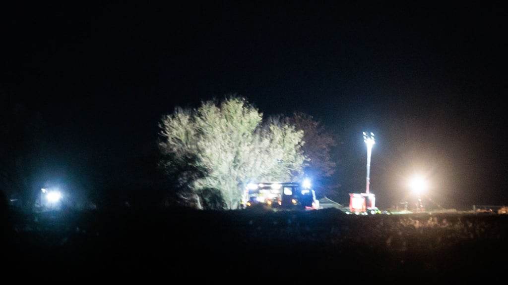 Der Einsatz in Zehnebeck dürfte noch stundenlang dauern.