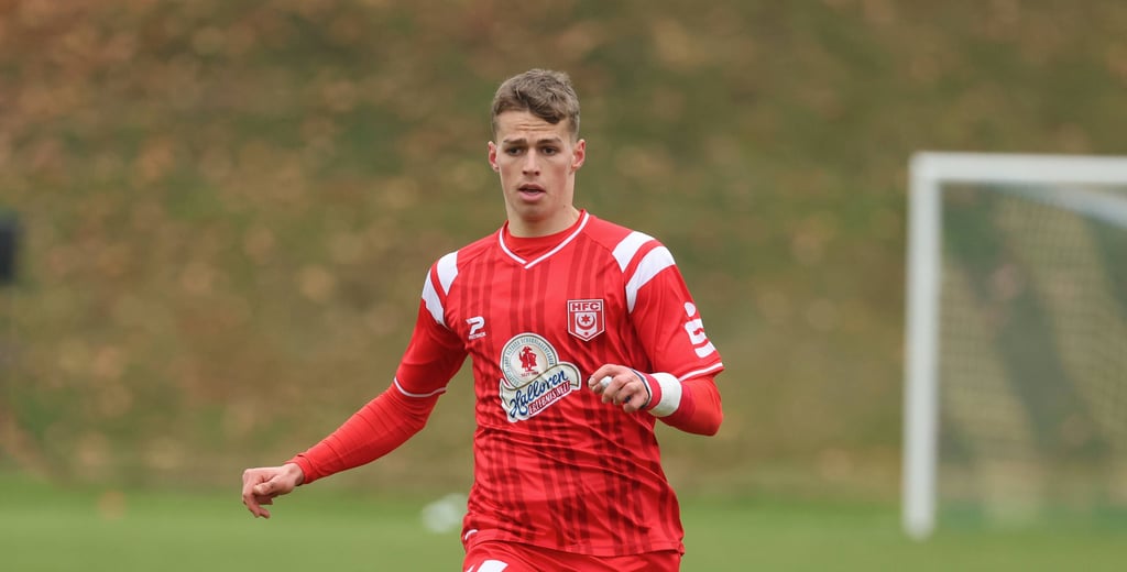 Linksverteidiger Felix Langhammer muss im letzten Ligaspiel des Jahres beim HFC passen.