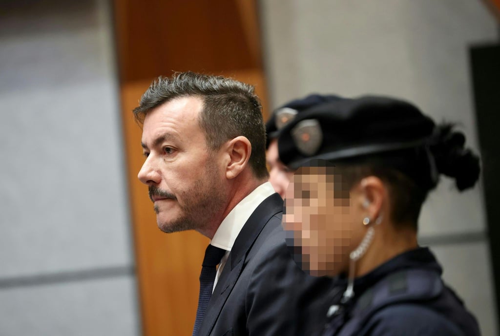 Die Verteidigung bezeichnet die Anklage gegen René Benko als „Hokuspokus“.