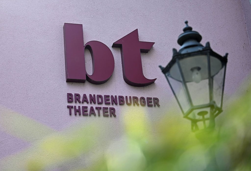 Welche Zukunft hat das Theater in der Stadt Brandenburg an der Havel? Der Aufsichtsrat befasst sich mit der Entwicklung des Hauses. (Archivbild)