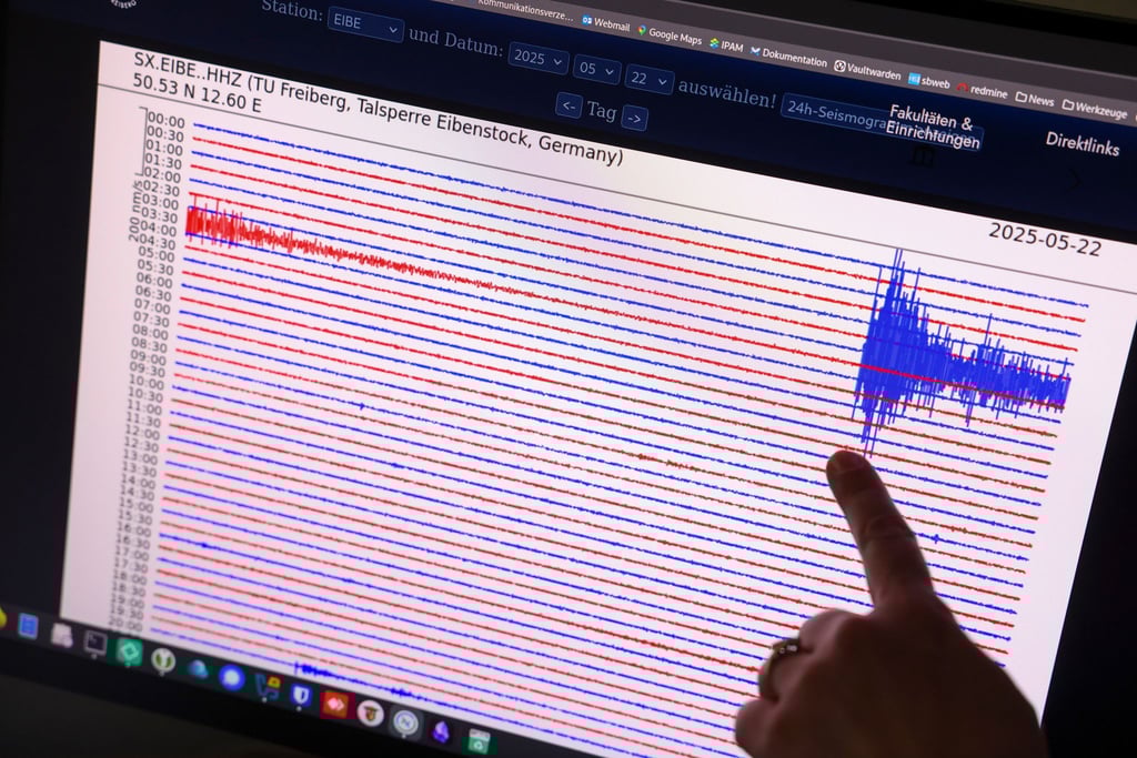 Im Vogtland hat es mehrere leichte Erdbeben gegeben. (Symbolbild)