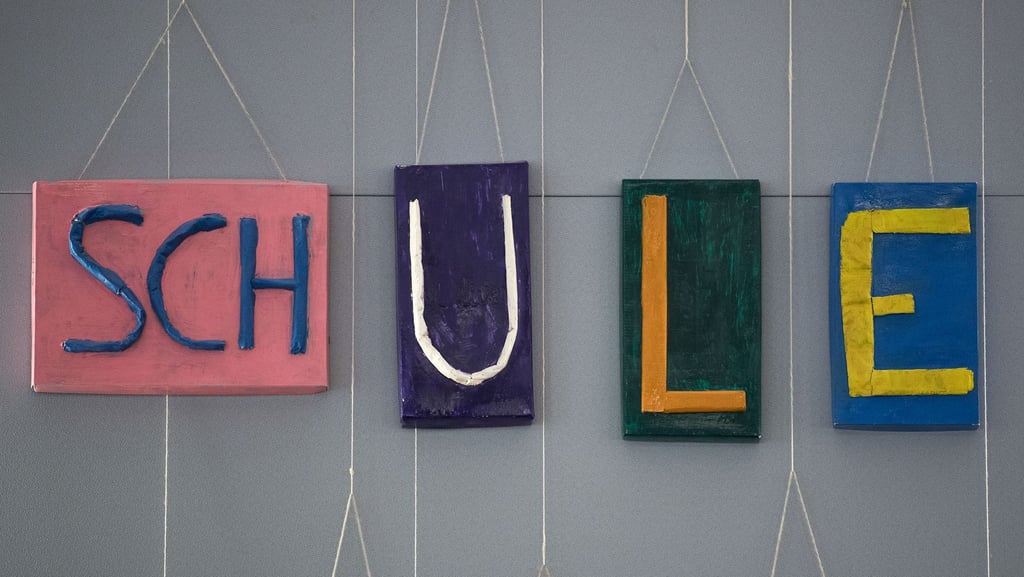 An Berliner Schulen haben viele Kinder und Jugendlichen erhebliche Defizite in Deutsch und Mathematik. (Symbolbild)