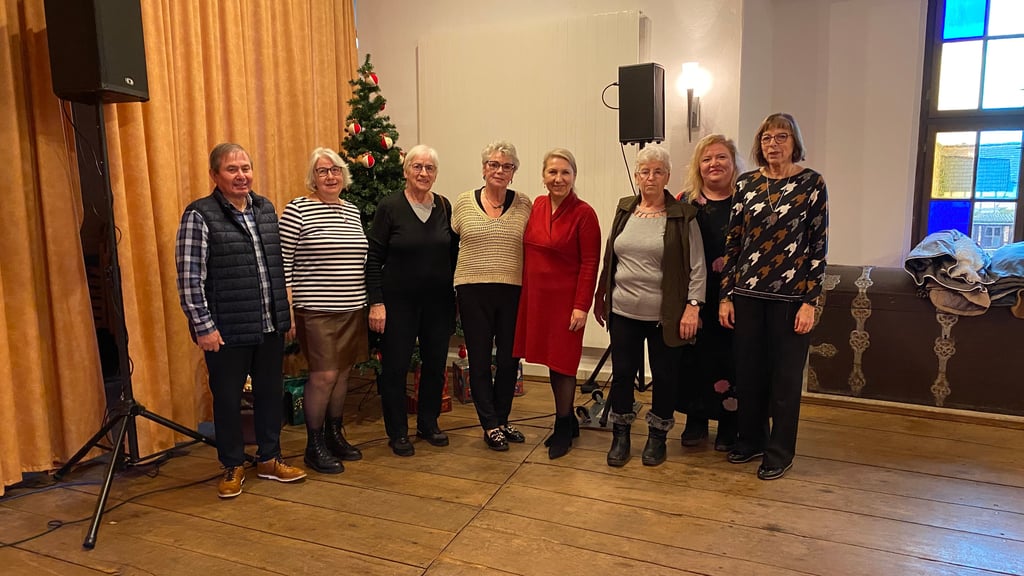 Das Team vor Ort v.l.n.r.: Lutz Abagat, Rosi Bomballa, Elke Langhof, Angelika Odenbach, Bogumila Jacksch, Brigitte Langhof, Christina Vogt, Gerlinde Weiland